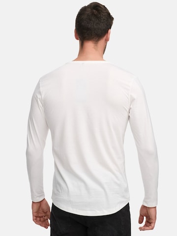 Tazzio - Camiseta 'E108' en blanco