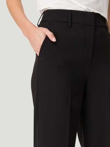 Coupe slim Pantalon à plis zero en noir