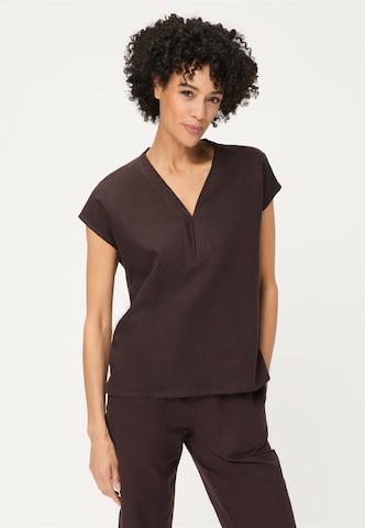 Olsen Shirt in Brown: front