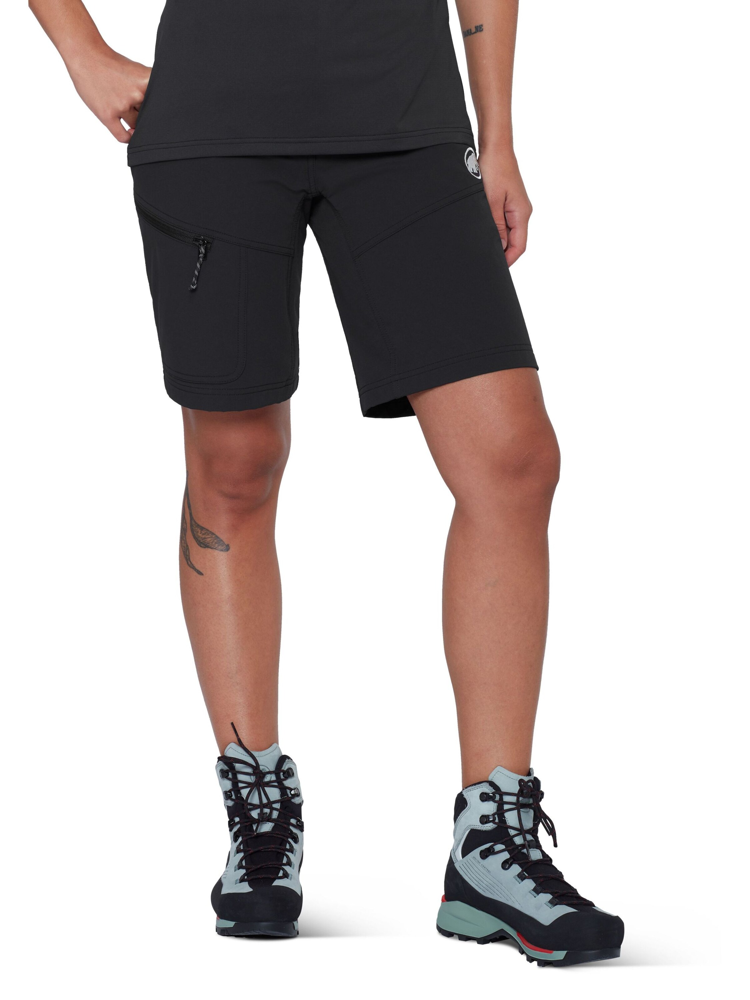 MAMMUT Slimfit Sporthose in Schwarz: Vorderseite