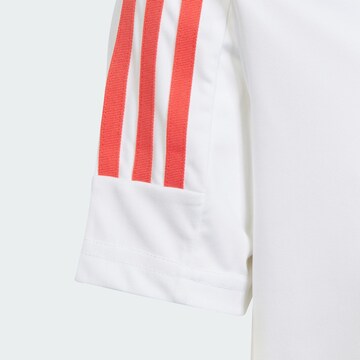 T-Shirt fonctionnel 'Adidas x Marvel Avengers' ADIDAS SPORTSWEAR en blanc