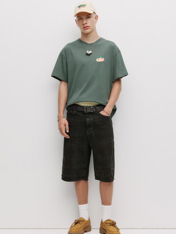 Pull&Bear Koszulka 'STWD' w kolorze zielony