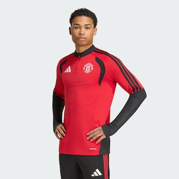 ADIDAS PERFORMANCE - Camiseta funcional 'Manchester United 26/27 Tiro' en rojo: frente