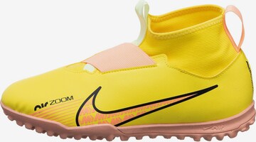 Scarpa sportiva di NIKE in giallo