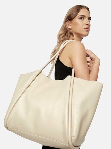 L37 HANDMADE SHOES Shopper 'BIG BIG WORLD NEW' in Beige