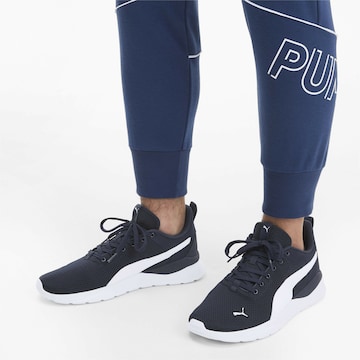 Sneaker bassa 'Anzarun' di PUMA in blu