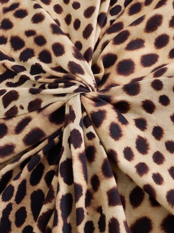 Rochie de la Next pe maro