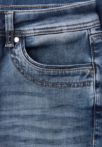 STREET ONE Slimfit Jeans in Blau