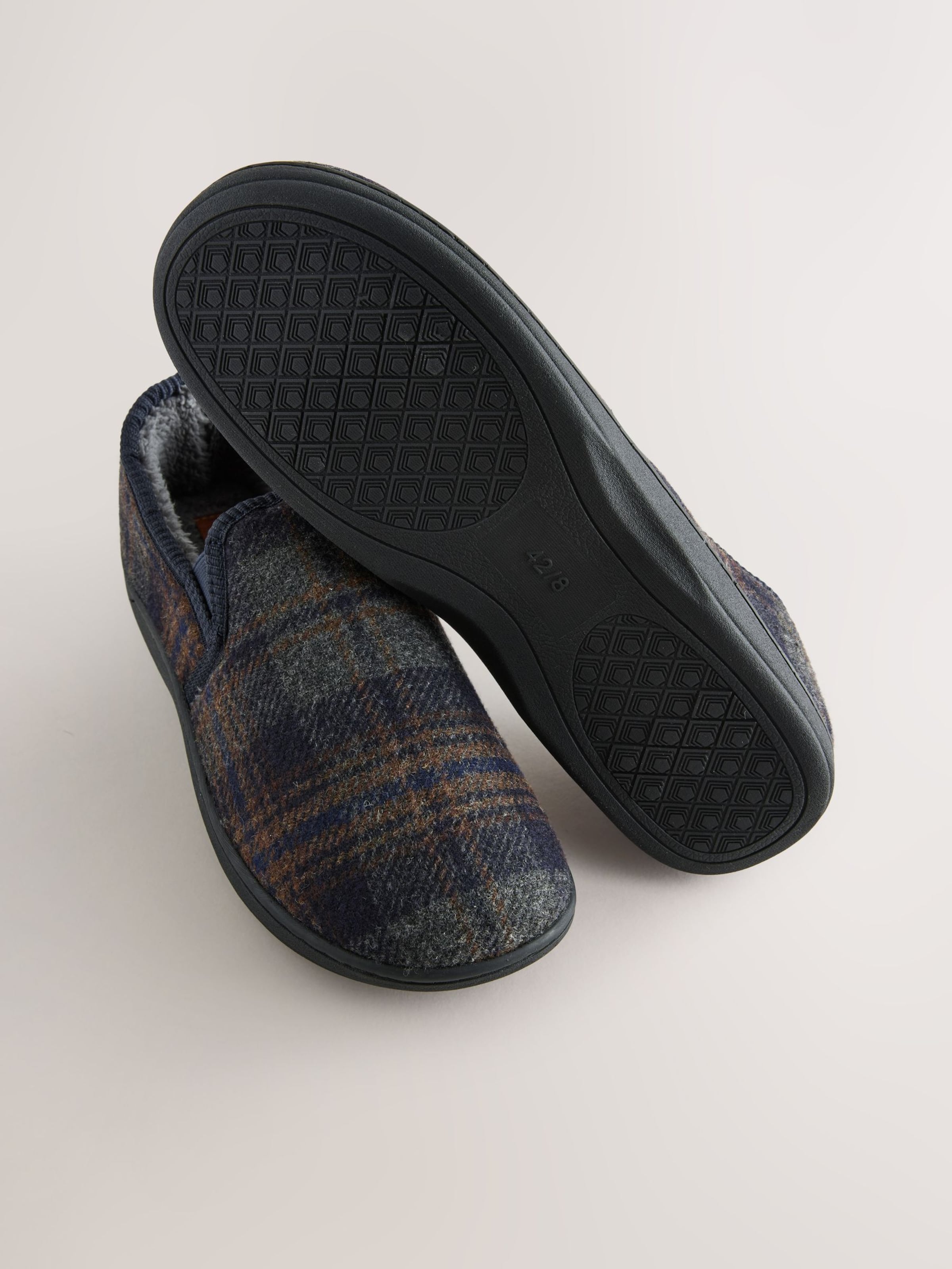 Next Slippers in Mixed colors