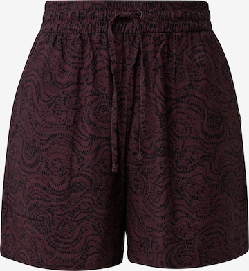 QS Shorts in Lila: Vorderseite
