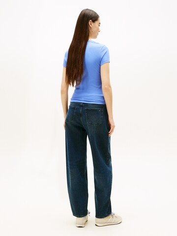 Tricou 'TOMMY 85' de la Tommy Jeans pe albastru