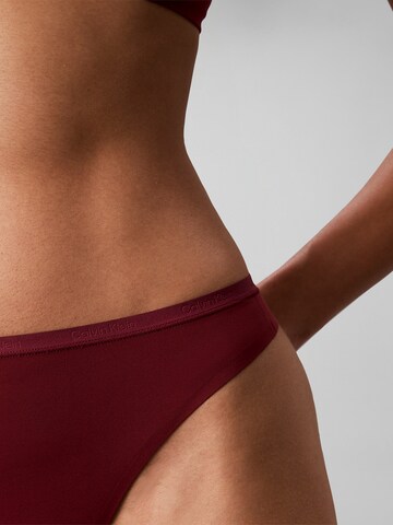 Calvin Klein Underwear String in Lila