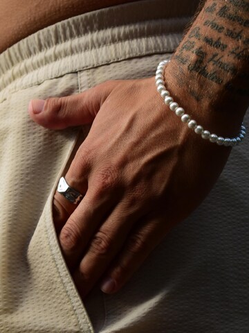 Eternal Bracelet in Gold