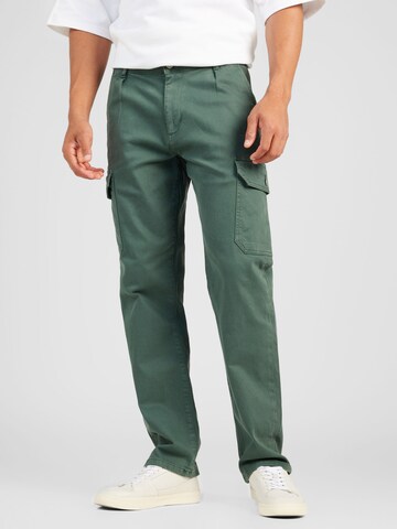 Denim Project Regular Cargo Pants in Green: front