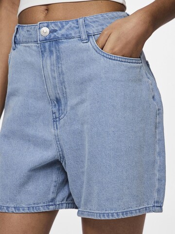 PIECES Baggy Jeans 'PCAbbi' in Blauw