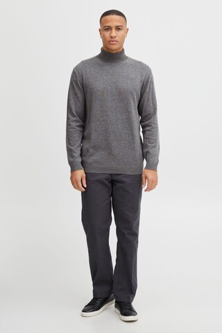 !Solid Pullover 'Denley' in Grau