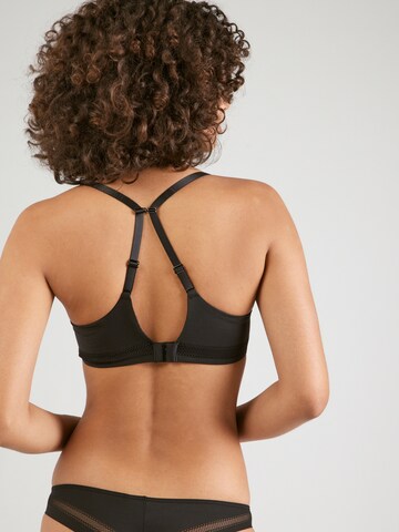 T-shirt Reggiseno 'EASY BLISS' di Chantelle in nero