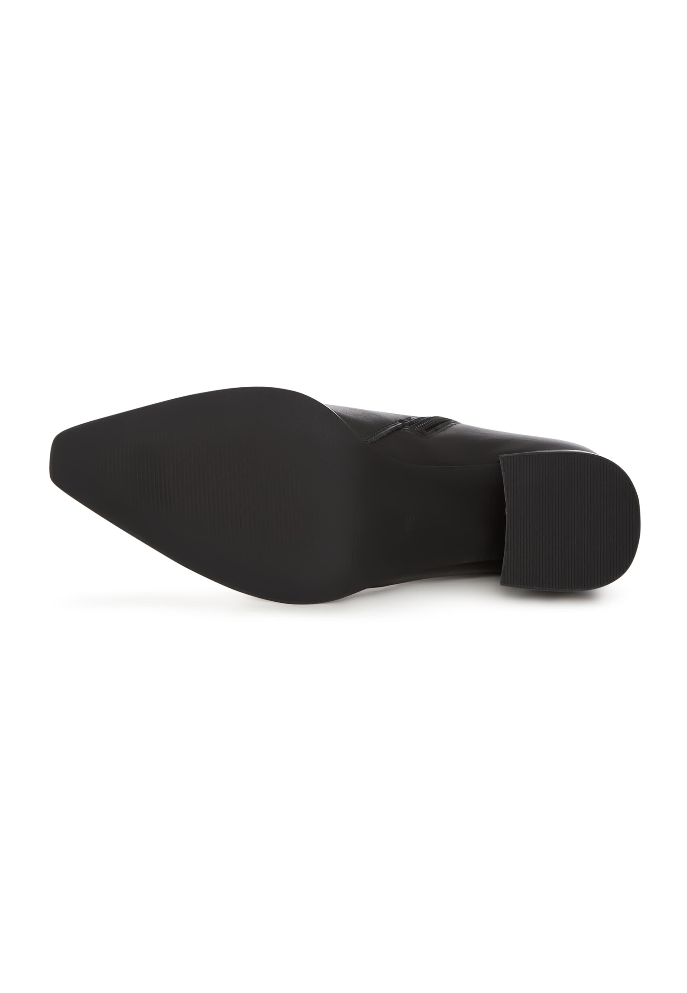 CESARE GASPARI Stiefelette in Schwarz