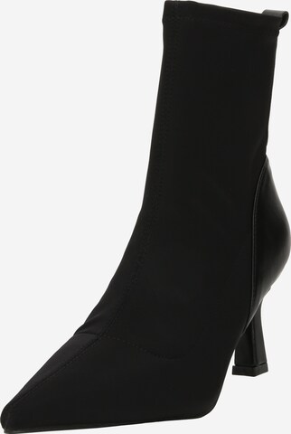 TATA Italia Ankle Boots in Black: front