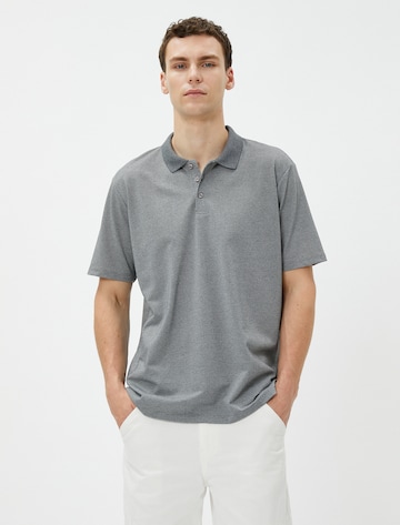 Koton Poloshirt in Grau: Vorderseite