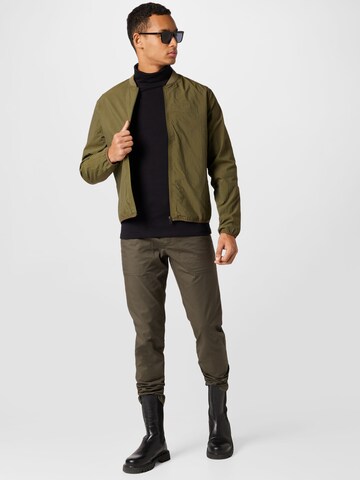 Regular Pantalon chino 'Phoneix' s.Oliver en vert