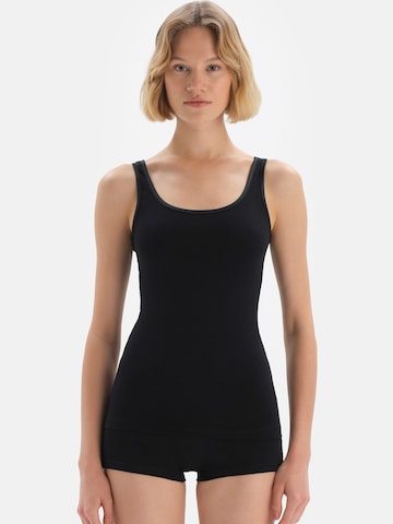 Maillot de corps Dagi en noir : devant