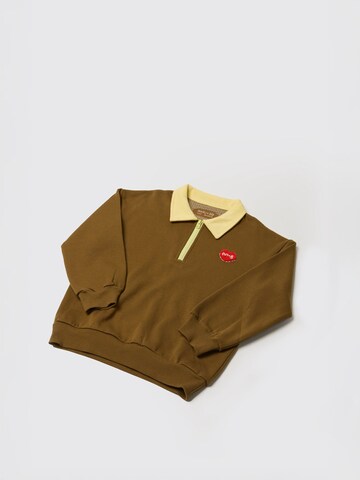 Maru + Bo Sweatshirt 'TWO-TONE POLO LOVES YOU SWEATSHIRT'‌‌‌‌ in Braun