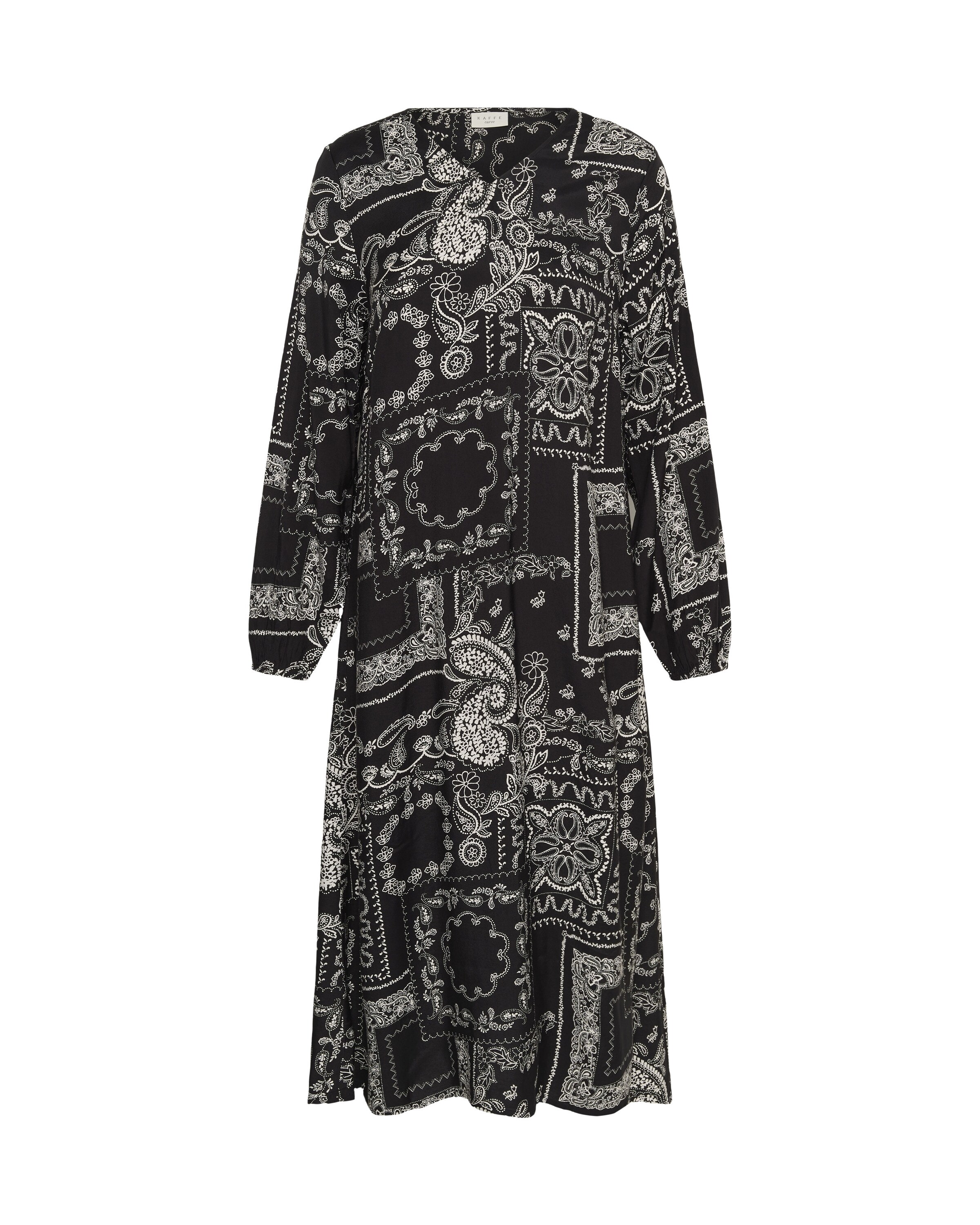KAFFE CURVE Dress in Black: front