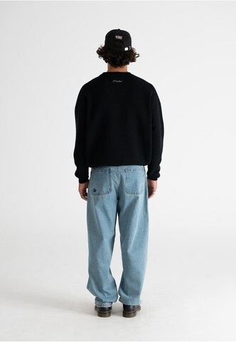 Prohibited Svetr 'Legacy' – černá