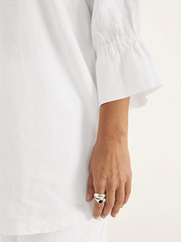 Cellbes of Sweden Tunic in White