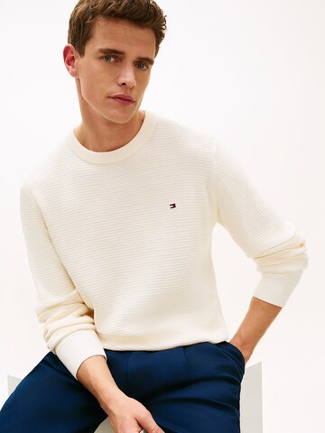 TOMMY HILFIGER Sweater in Beige