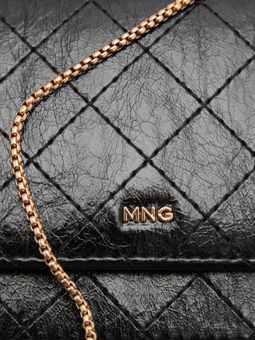 Pochette 'DIANAB' MANGO en noir