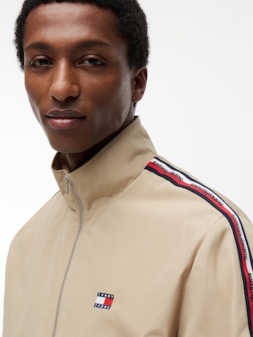 Tommy Jeans Jacke in Beige