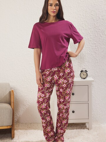 Pigiama di Trendyol in rosso: frontale