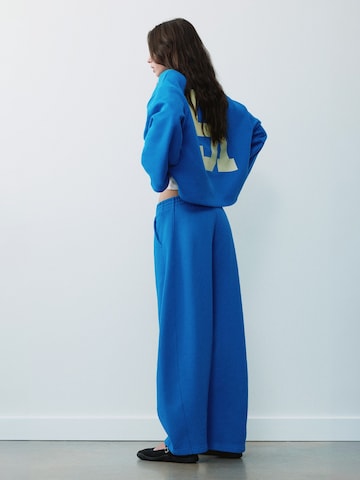 Pull&Bear Barrel Kalhoty – modrá