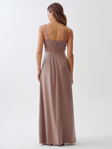 Chancery Evening Dress 'VALLIE' in Brown: back
