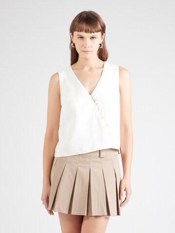 TOPSHOP Blouse in White: front