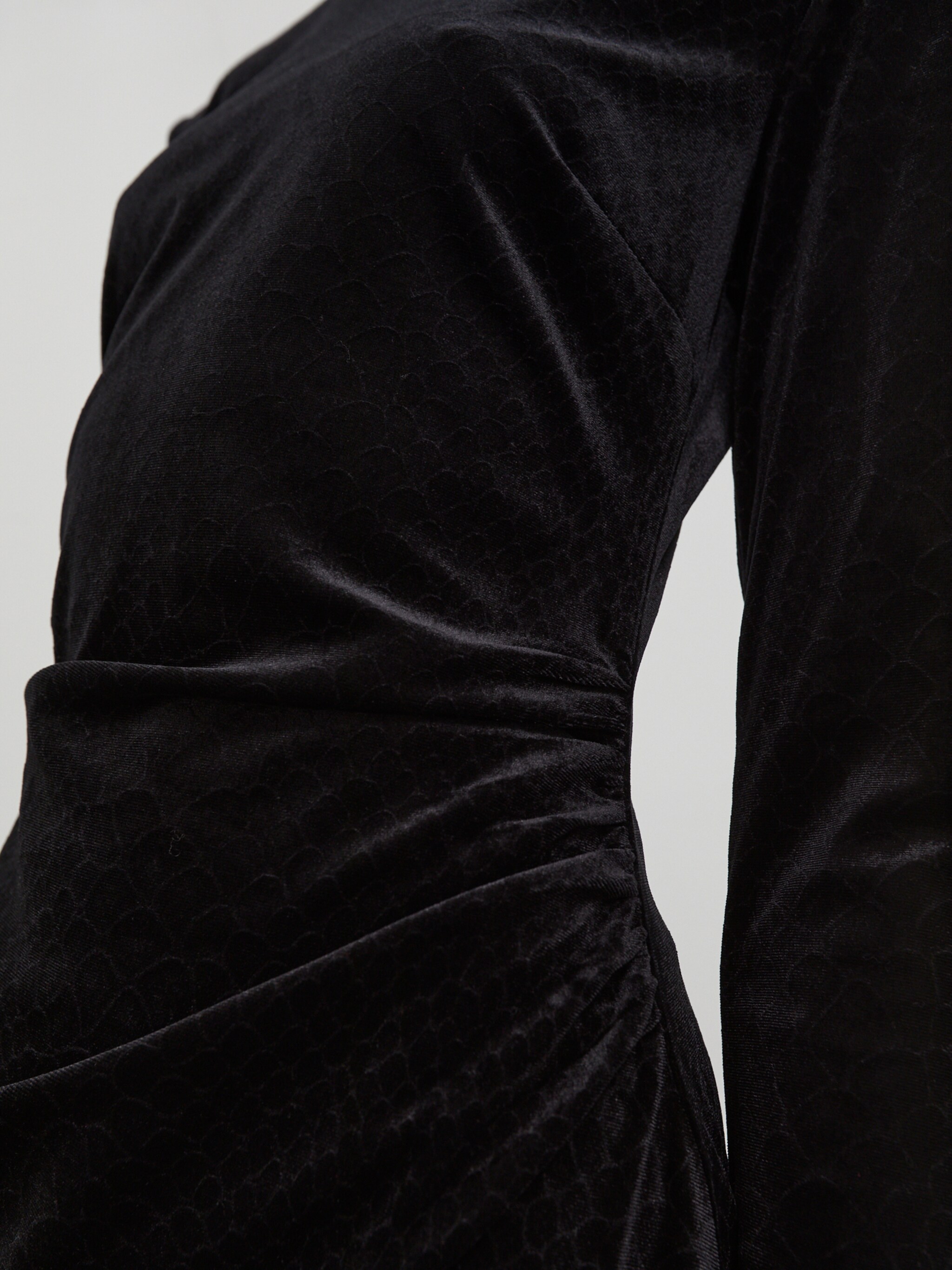 EDITED Produits Robe 'Agathe' noir