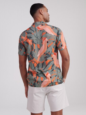 Shiwi Regular Fit Hemd 'Tropical Cockatoo' in Grün