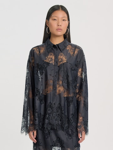 EDITED Blouse 'Mira' in Grey: front