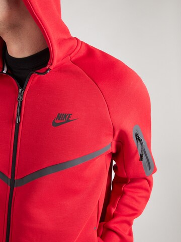 Nike Sportswear Ζακέτα φούτερ 'TECH FLEECE' σε κόκκινο