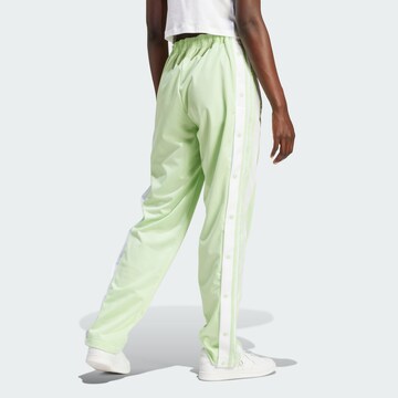 ADIDAS ORIGINALS Loosefit Broek 'Adibreak' in Groen