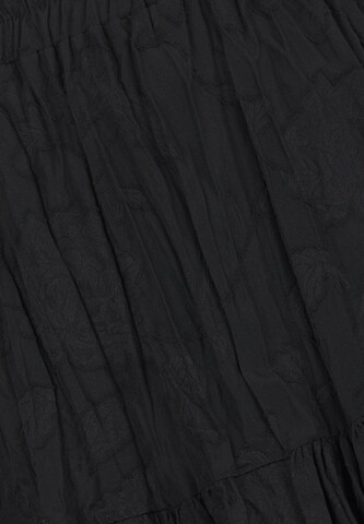 IZIA - Saia em preto