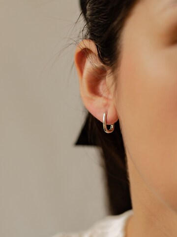 Hey Happiness Ohrringe 'Ellipse' in Silber: Vorderseite