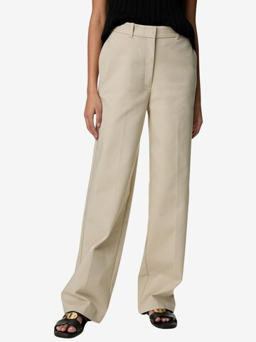 Wide leg Pantaloni con piega frontale di Marks & Spencer in beige