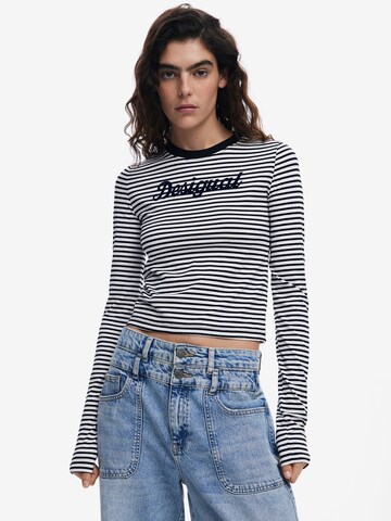 T-shirt Desigual en noir : devant