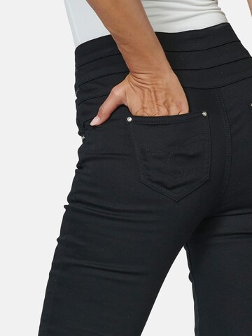 KOROSHI Regular Pants in Black