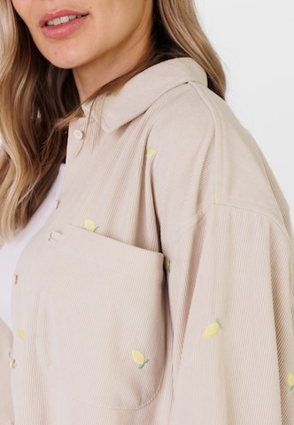 Kleinigkeit Blouse 'Kim Cordashian' in Beige