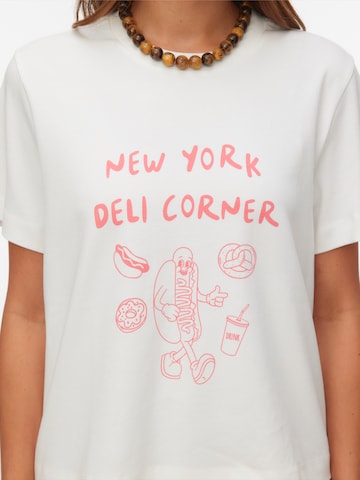 Tricou de la VERO MODA pe alb