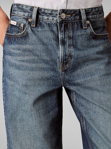 Calvin Klein Jeans Loosefit Jeans '90s' in Blau